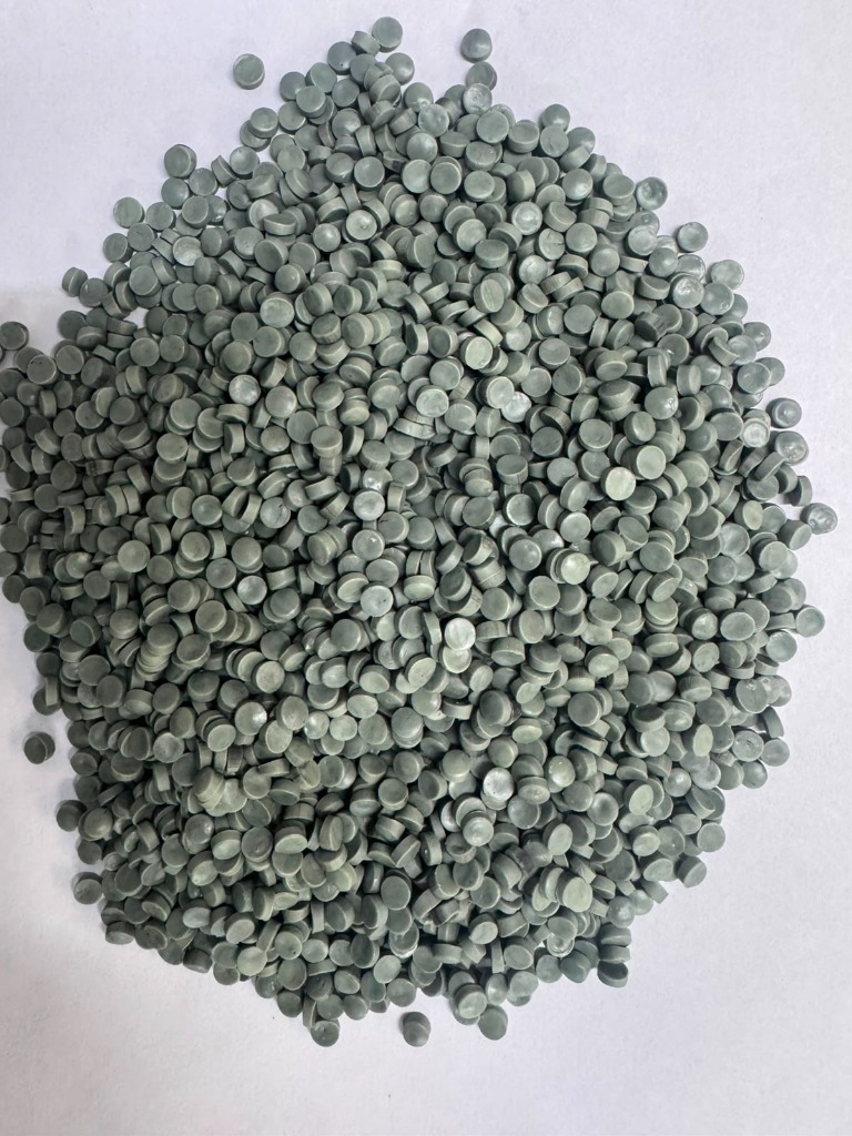 Reprocessed HDPE Article Waste Granules (Grey)