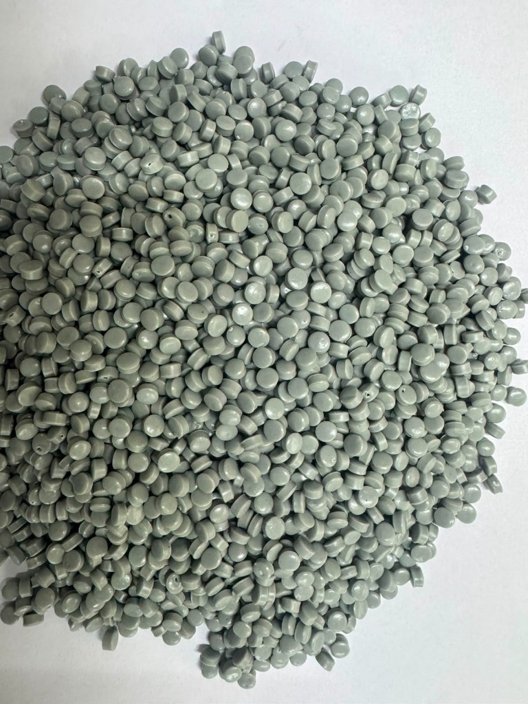 Reprocessed PP Article Waste Granules (Grey)